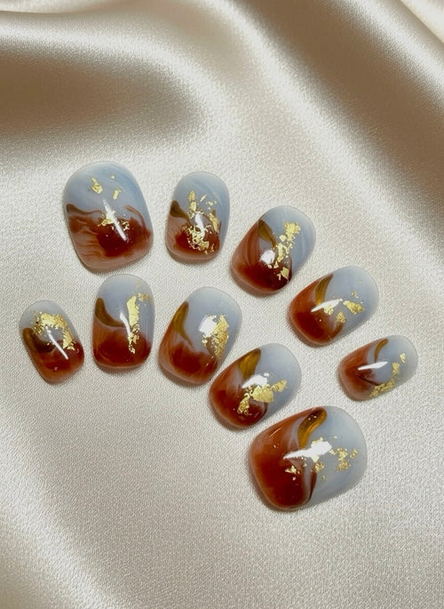 No. 13 – Cocoa Sky (Extra Short Squoval)