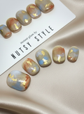 No. 19 – Golden Dune (Extra Short Squoval)
